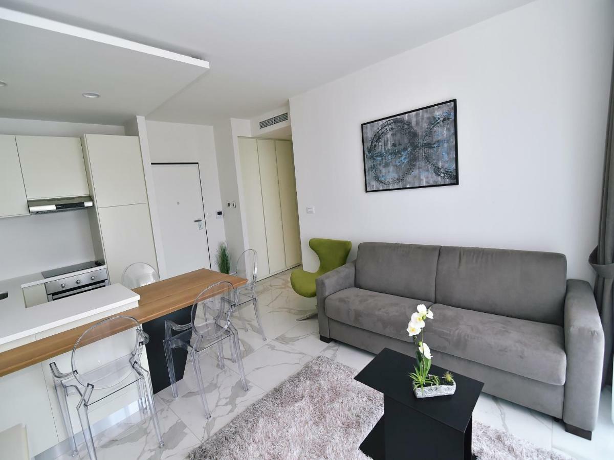 In Ziza, Rooftop Swimming Pool Apartma Opatija