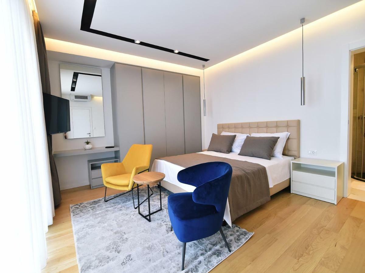 In Ziza, Rooftop Swimming Pool Apartma *